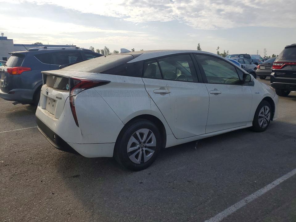 Photo 3 from auction – 2018 TOYOTA PRIUS with VIN JTDKBRFU3J3590860