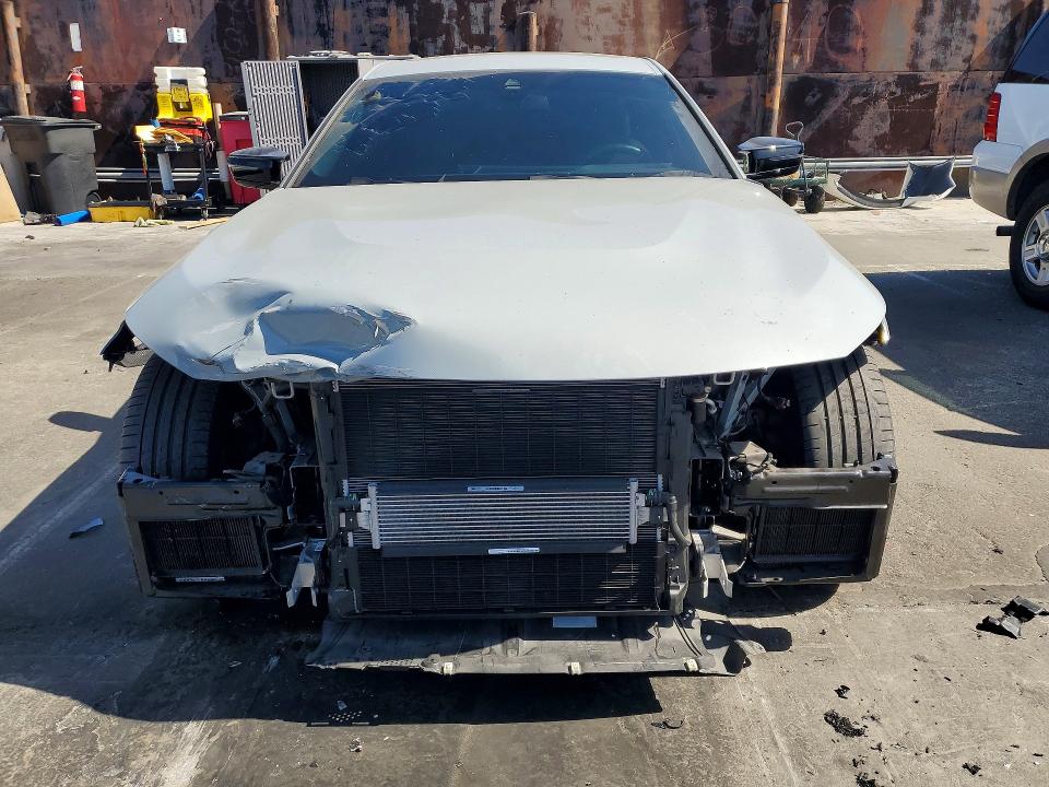 Photo 5 from auction – 2023 BMW M240I with VIN 3MW43CM07P8C91131