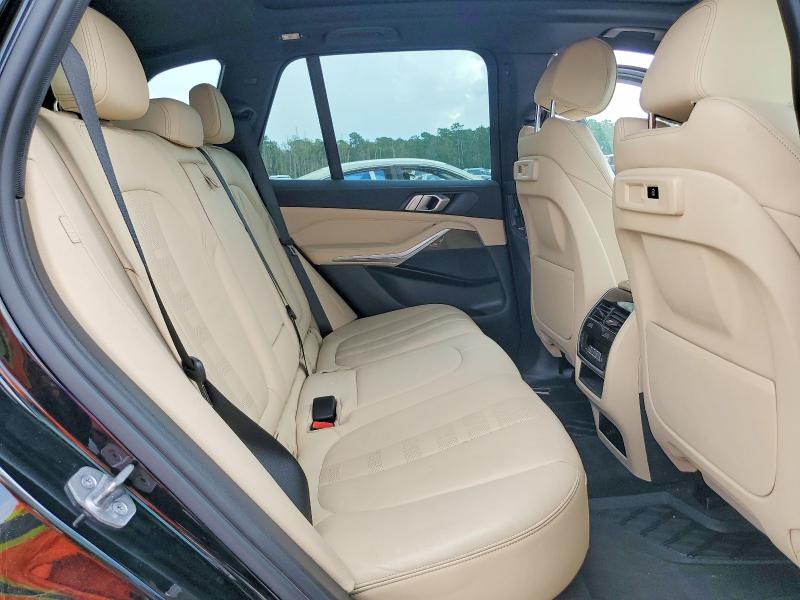 Photo 11 from auction – 2022 BMW X5 with VIN 5UXCR6C03N9J37663