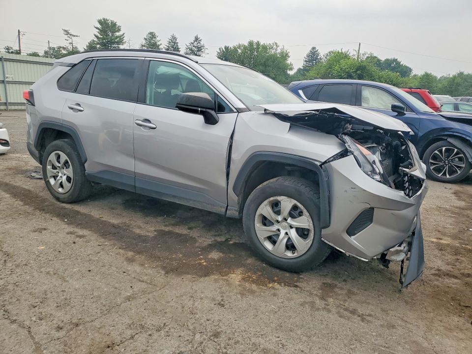 Photo 4 from auction – 2021 TOYOTA RAV4 with VIN 2T3F1RFV0MC253028