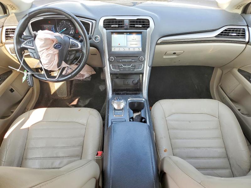 Photo 8 from auction – 2017 FORD FUSION with VIN 3FA6P0LU4HR402013