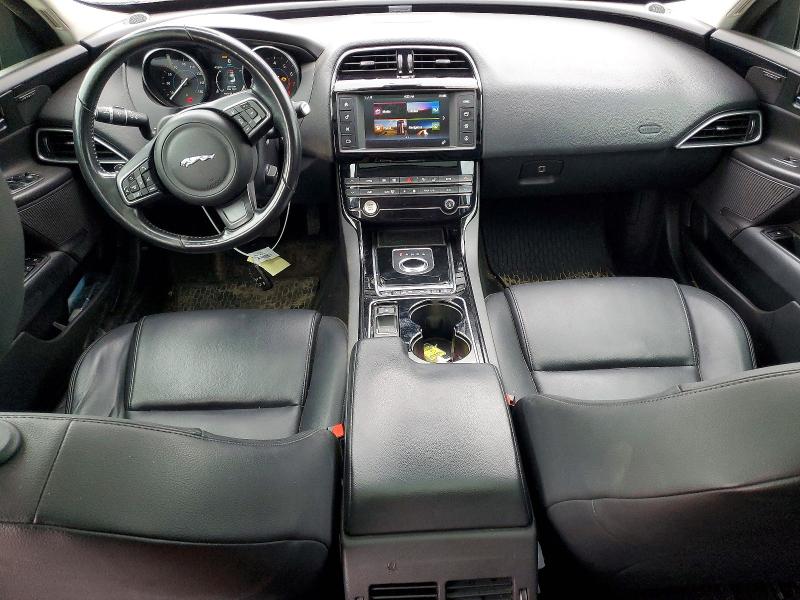 Photo 8 from auction – 2017 JAGUAR XE with VIN SAJAJ4BV1HCP10229