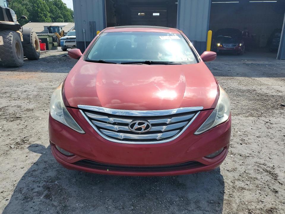 Photo 5 from auction – 2012 HYUNDAI SONATA with VIN 5NPEC4AC2CH447529
