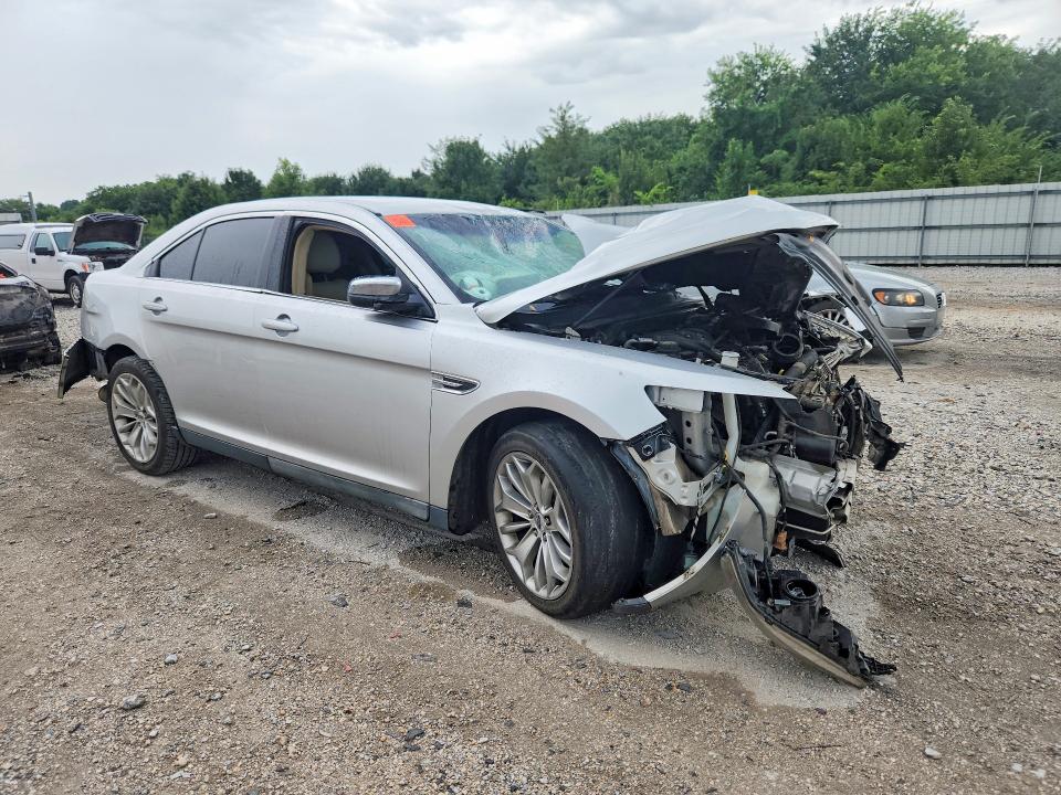 Photo 4 from auction – 2015 FORD TAURUS with VIN 1FAHP2F89FG137838