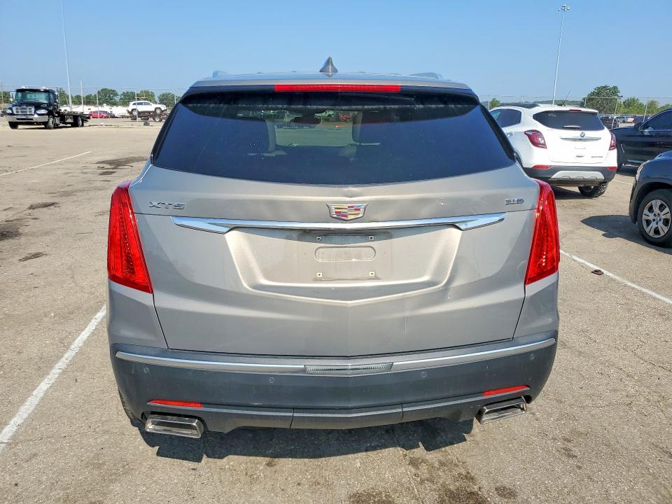 Photo 6 from auction – 2018 CADILLAC XT5 with VIN 1GYKNCRSXJZ185052