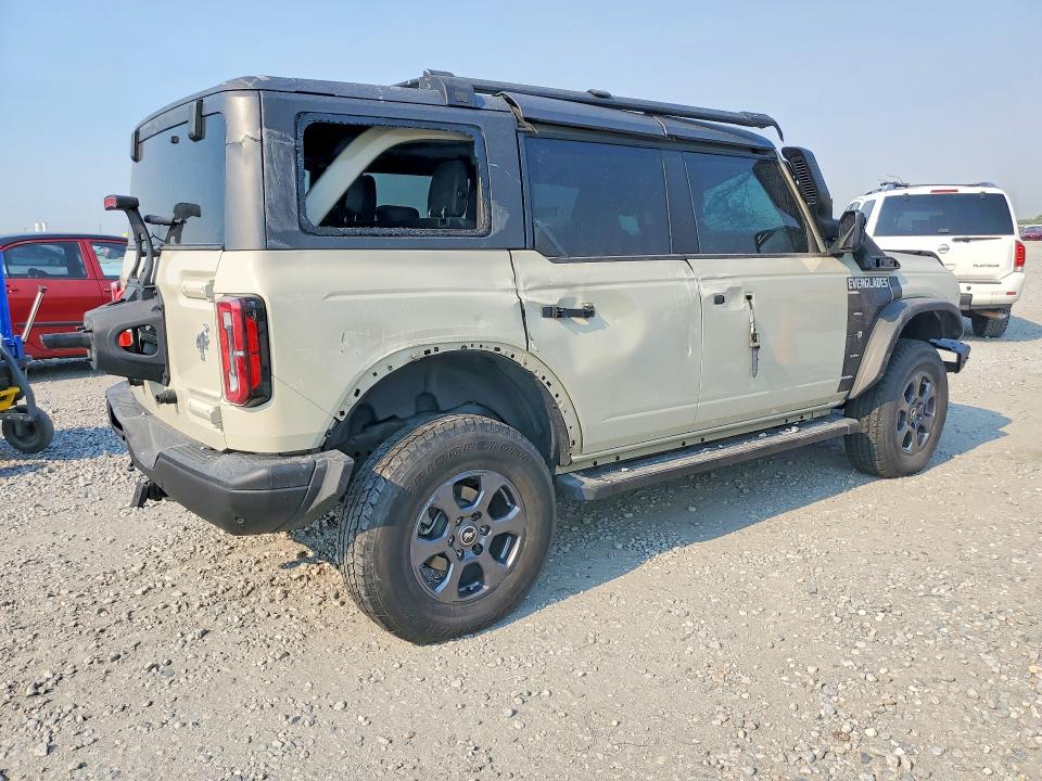Photo 3 from auction – 2022 FORD BRONCO with VIN 1FMEE5DH7NLB58678