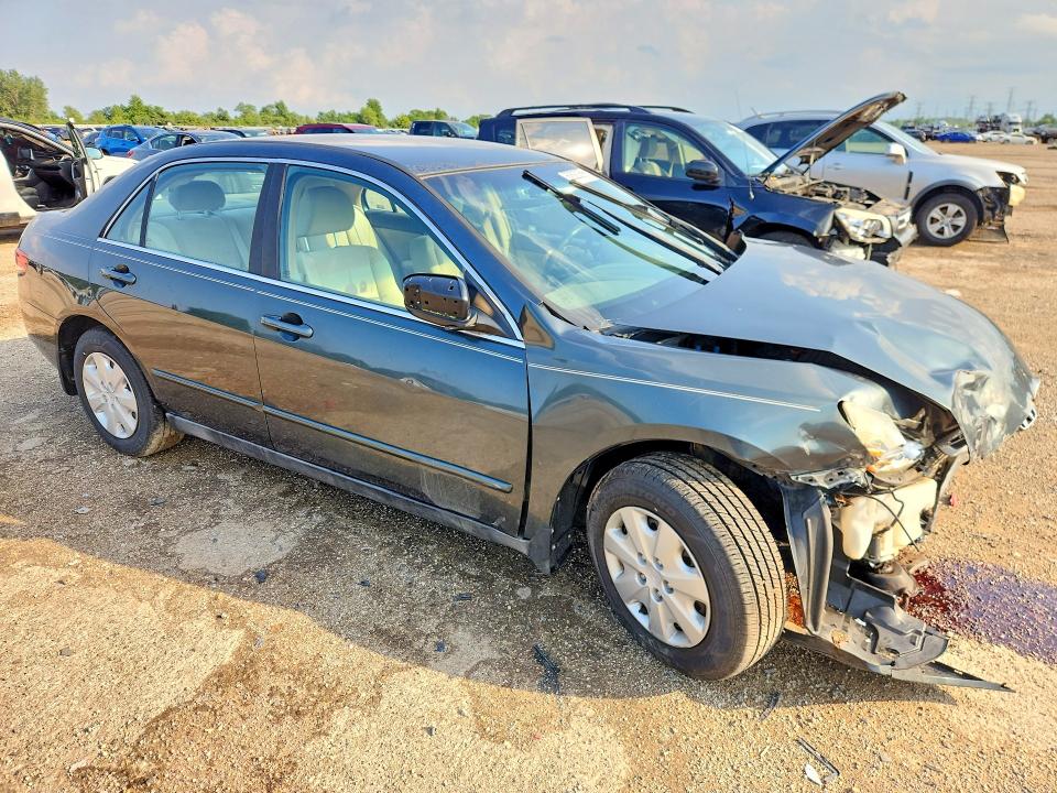 Photo 4 from auction – 2004 HONDA ACCORD with VIN 1HGCM56344A009415