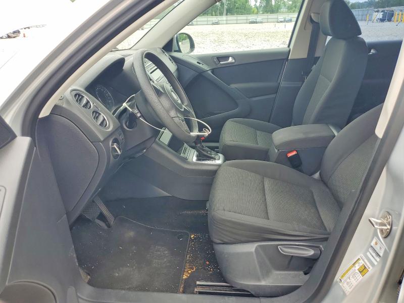 Photo 7 from auction – 2012 VOLKSWAGEN TIGUAN with VIN WVGAV7AX4CW548008