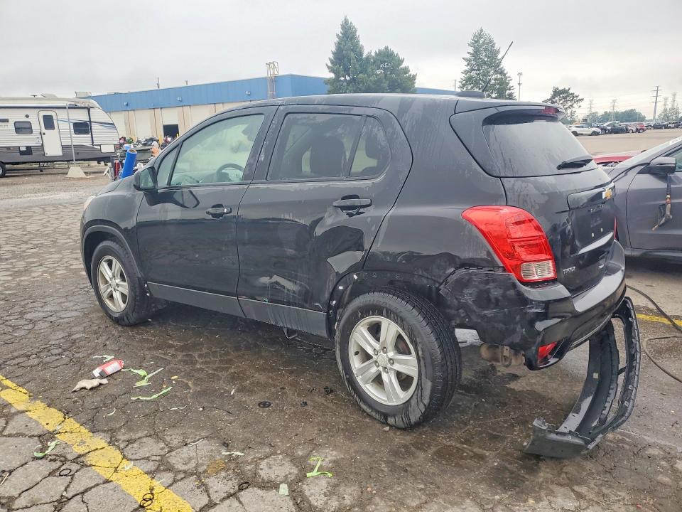 Photo 2 from auction – 2020 CHEVROLET TRAX with VIN 3GNCJKSB1LL122451