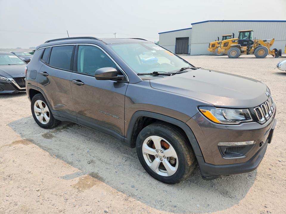 Photo 4 from auction – 2018 JEEP COMPASS with VIN 3C4NJDBB5JT179228