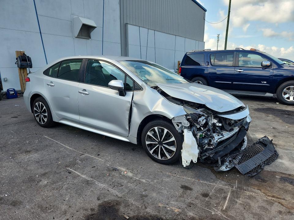 Photo 4 from auction – 2020 TOYOTA COROLLA with VIN JTDEPRAE8LJ093669