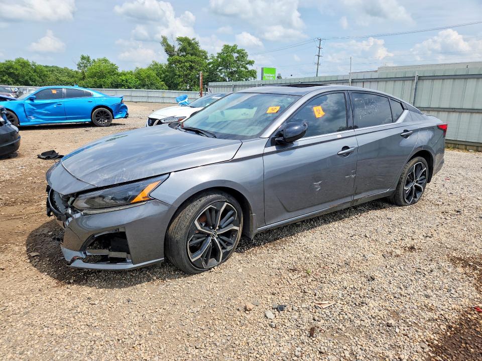NISSAN ALTIMA 2025 with VIN 1N4BL4CW9SN354666 - Photo from auction