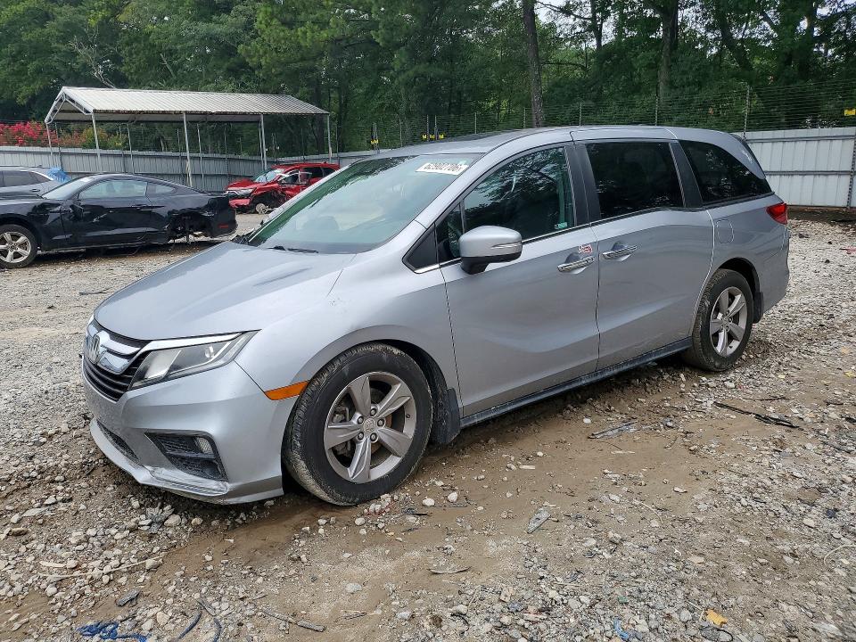 Photo 1 from auction – 2018 HONDA ODYSSEY with VIN 5FNRL6H79JB062969