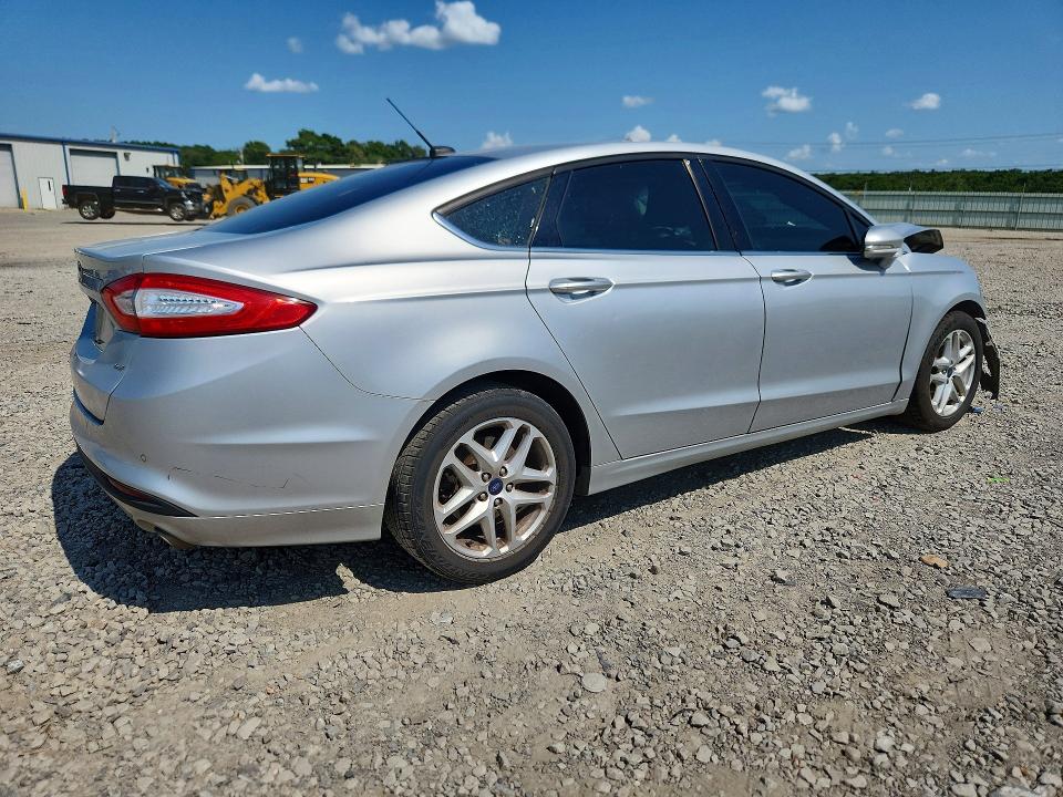 Photo 3 from auction – 2016 FORD FUSION with VIN 3FA6P0H76GR274620