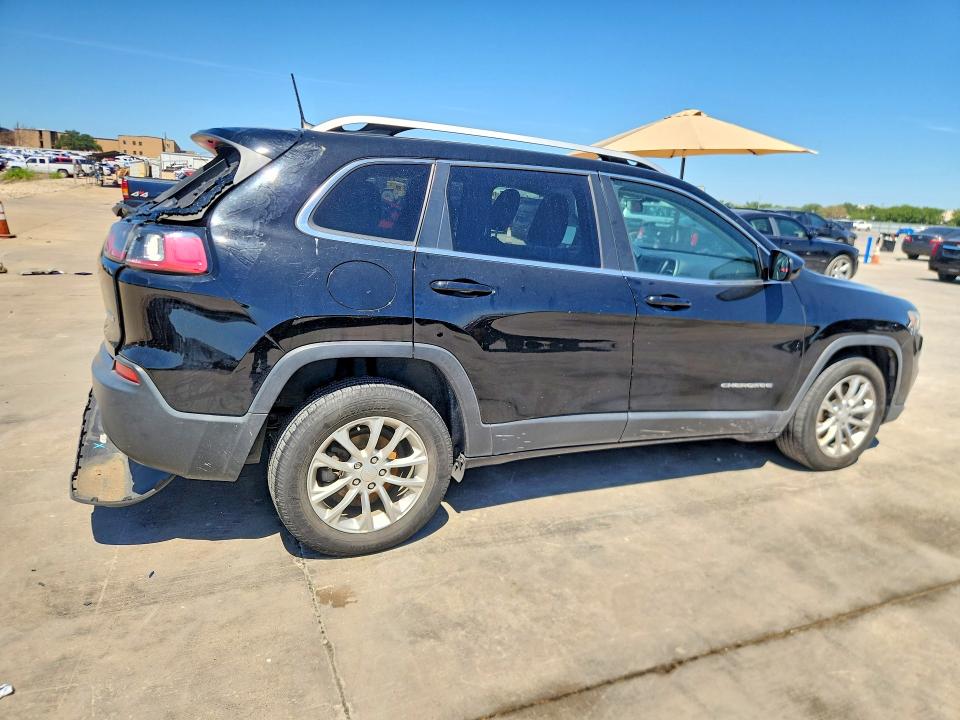 Photo 3 from auction – 2019 JEEP CHEROKEE with VIN 1C4PJLCB6KD221088