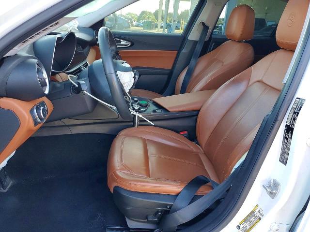 Photo 7 from auction – 2018 ALFA ROMEO GIULIA with VIN ZARFAEDN1J7573529