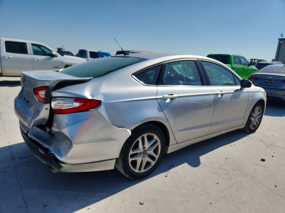 Photo 3 from auction – 2014 FORD FUSION with VIN 1FA6P0H72E5386492