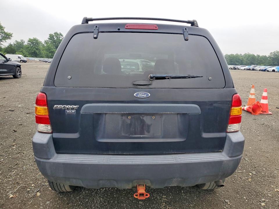 Zdjęcie 6 z aukcji – 2003 FORD ESCAPE z VIN 1FMYU93133KA02670