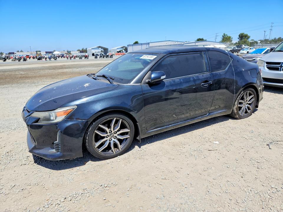 SCION TC 2016 with VIN JTKJF5C73GJ015758 - Photo from auction