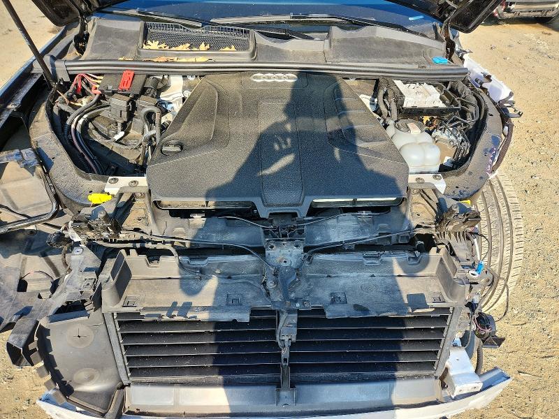 Photo 12 from auction – 2022 AUDI Q7 with VIN WA1AJBF76ND000614