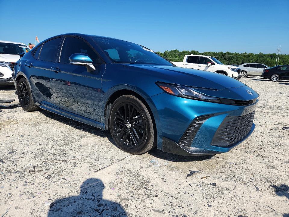 Photo 4 from auction – 2023 TOYOTA CAMRY with VIN 4T1DAACK0SU569441