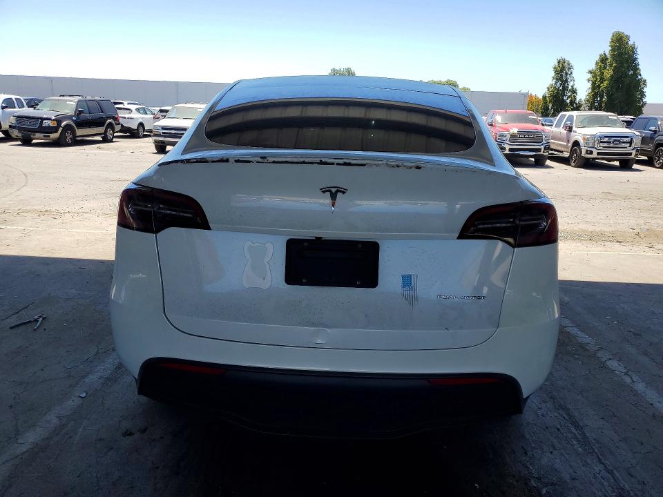 Photo 6 from auction – 2023 TESLA MODEL Y with VIN 7SAYGDEE7PF620207