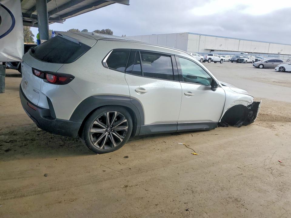 Photo 3 from auction – 2023 MAZDA CX-50 with VIN 7MMVABEM6PN152517