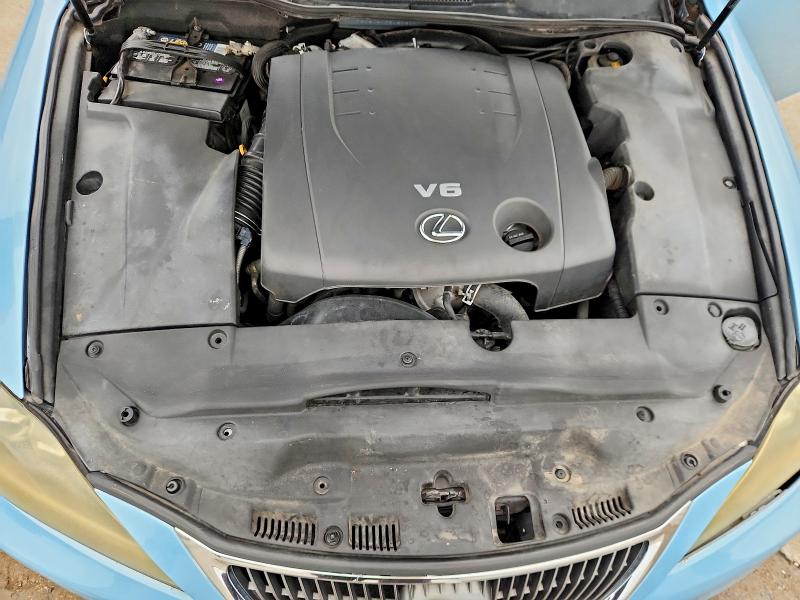 Photo 11 from auction – 2011 LEXUS IS with VIN JTHBF5C21B5154609