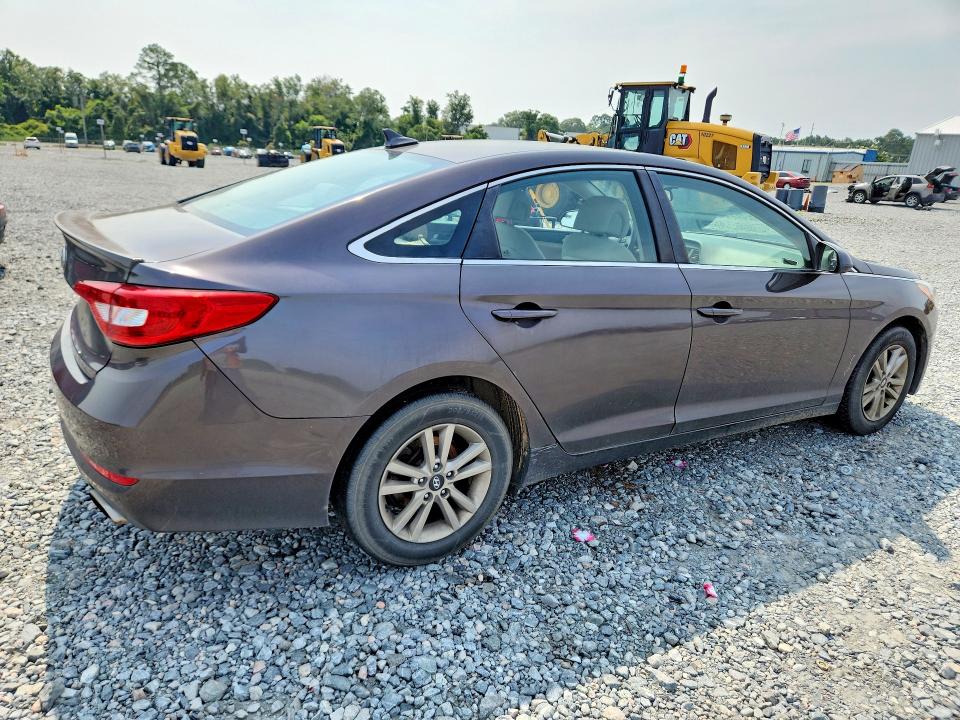 Photo 3 from auction – 2015 HYUNDAI SONATA with VIN 5NPE24AF1FH137440