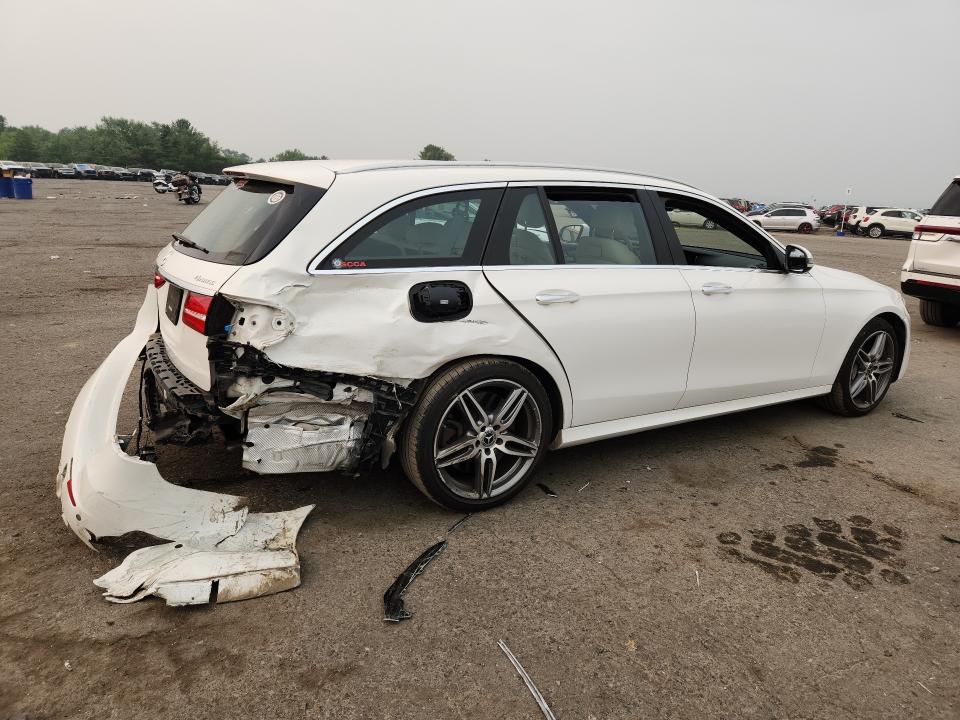 Photo 3 from auction – 2019 MERCEDES-BENZ E with VIN WDDZH6JB1KA624914