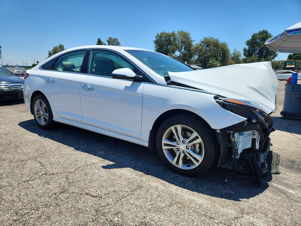 Photo 4 from auction – 2018 HYUNDAI SONATA with VIN 5NPE34AF4JH660229