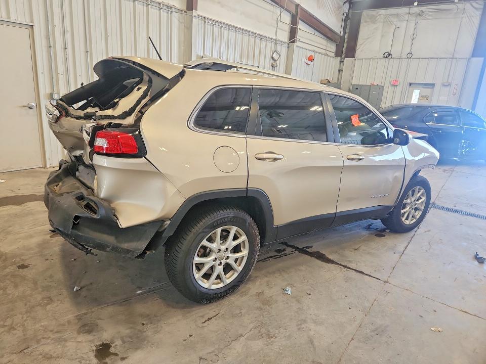 Photo 3 from auction – 2015 JEEP CHEROKEE with VIN 1C4PJMCB2FW535109