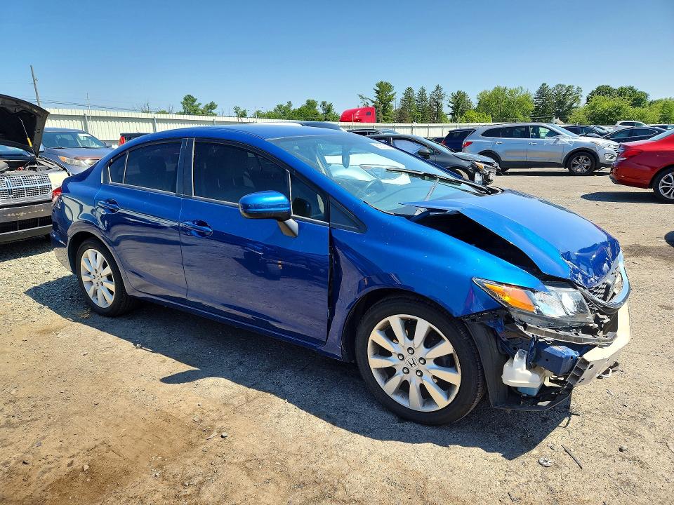 Photo 4 from auction – 2014 HONDA CIVIC with VIN 19XFB2F5XEE260648