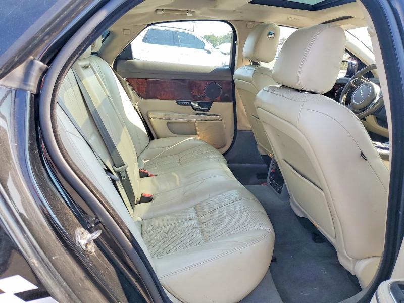 Photo 10 from auction – 2013 JAGUAR XJ with VIN SAJWJ1CD9D8V47286