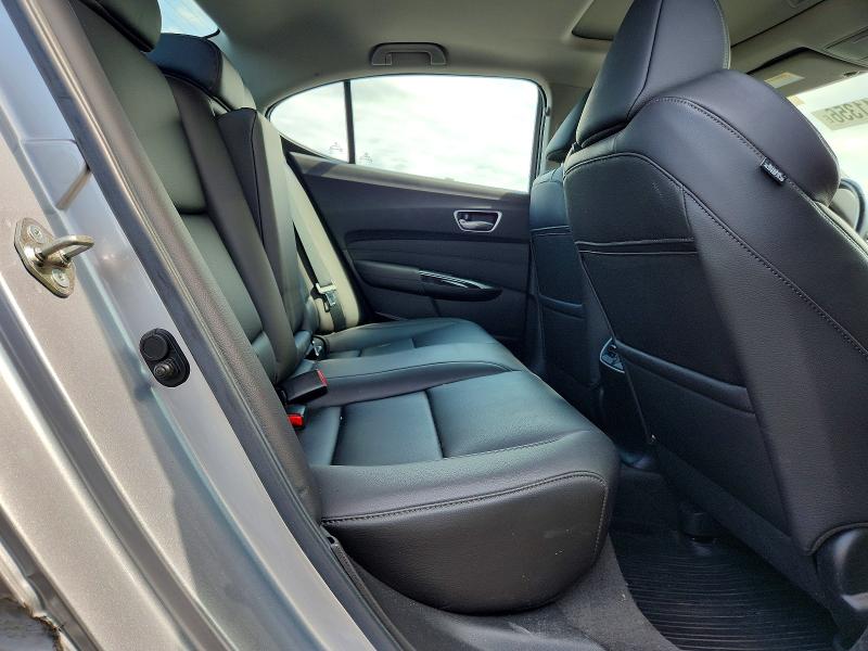 Photo 10 from auction – 2019 ACURA TLX with VIN 19UUB3F36KA007175