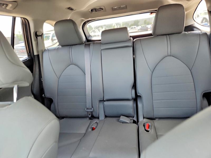Photo 10 from auction – 2025 TOYOTA HIGHLANDER with VIN 5TDKDRAH4SS557578