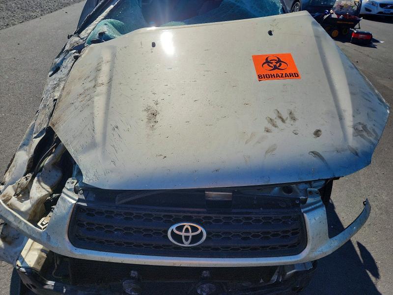 Photo 11 from auction – 2003 TOYOTA RAV4 with VIN JTEHH20V936084156