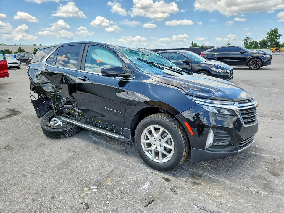 Photo 4 from auction – 2022 CHEVROLET EQUINOX with VIN 2GNAXKEVXN6103707