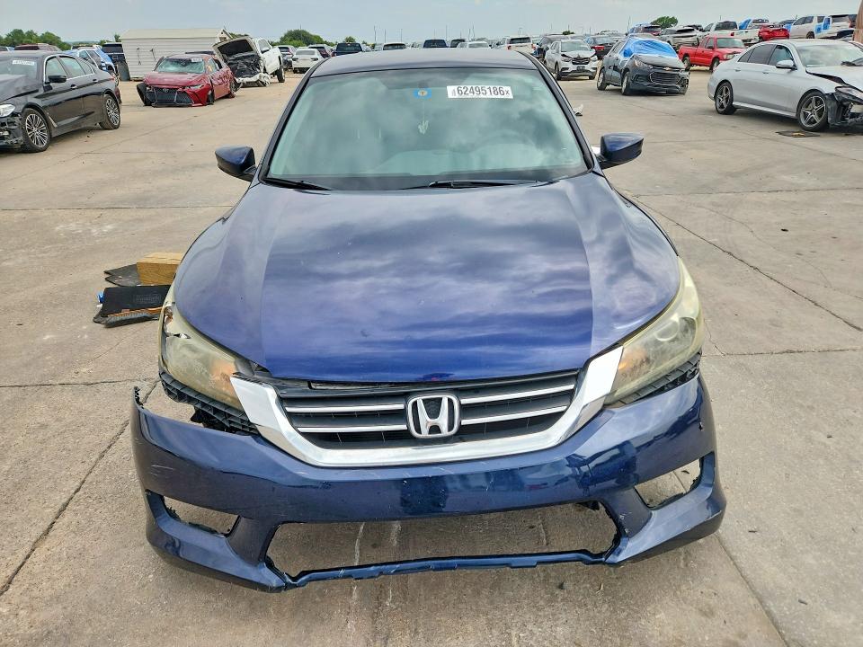 Photo 5 from auction – 2014 HONDA ACCORD with VIN 1HGCR2F39EA061852