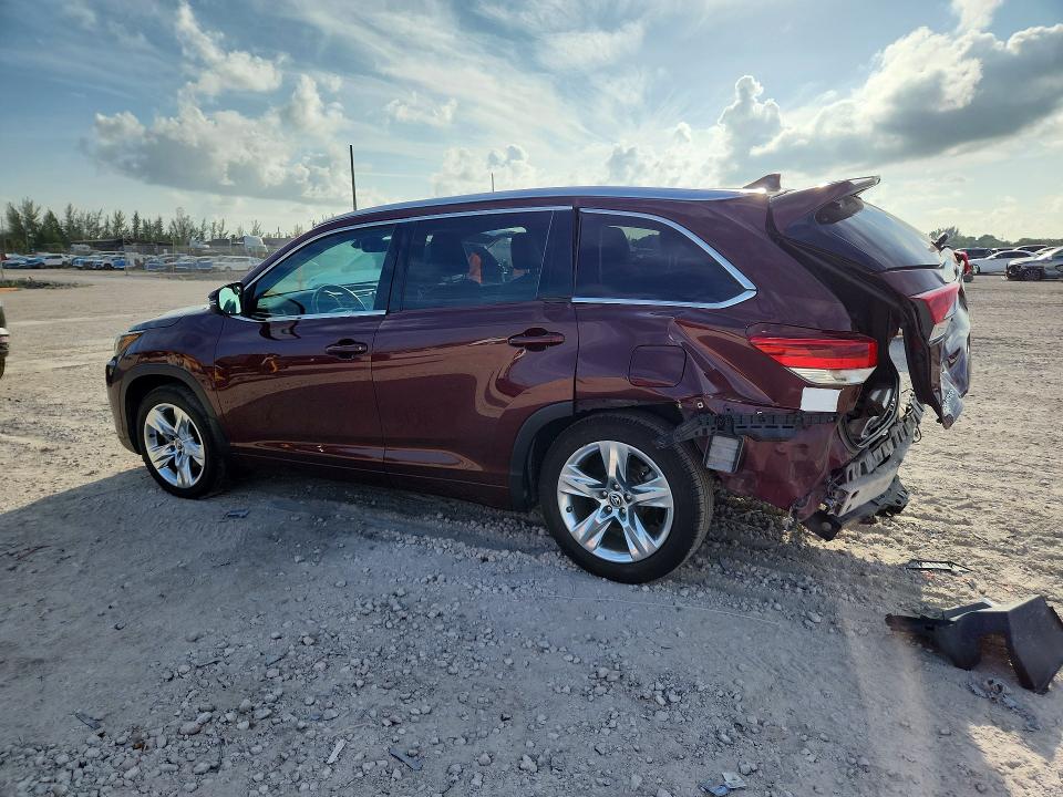 Photo 2 from auction – 2018 TOYOTA HIGHLANDER with VIN 5TDDZRFH6JS865742