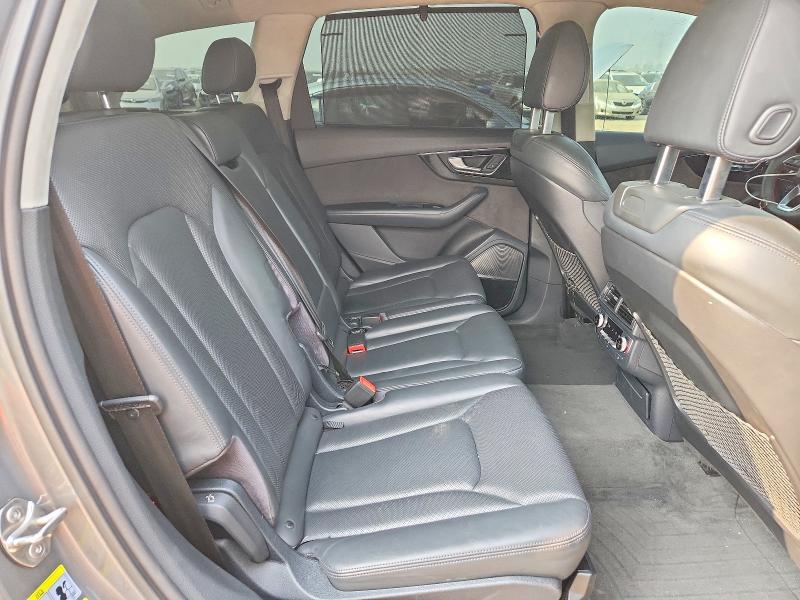 Photo 11 from auction – 2017 AUDI Q7 with VIN WA1VAAF78HD002641