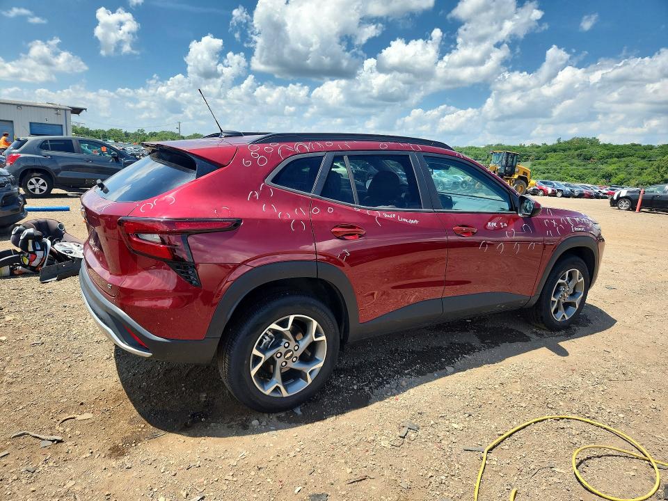 Photo 3 from auction – 2025 CHEVROLET TRAX with VIN KL77LHEP7SC209566