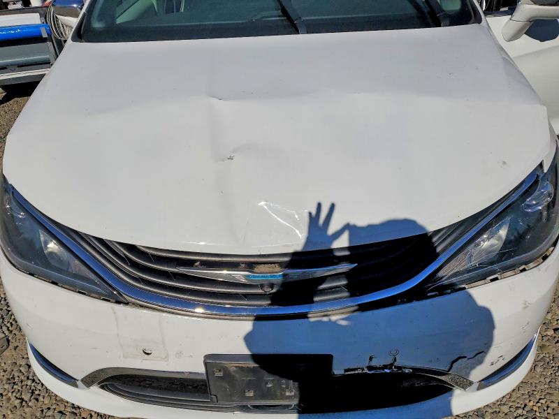 Photo 11 from auction – 2018 CHRYSLER PACIFICA with VIN 2C4RC1N75JR359233