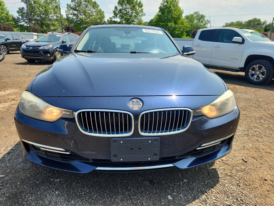 Photo 5 from auction – 2013 BMW 328 with VIN WBA3B5C59DF596754