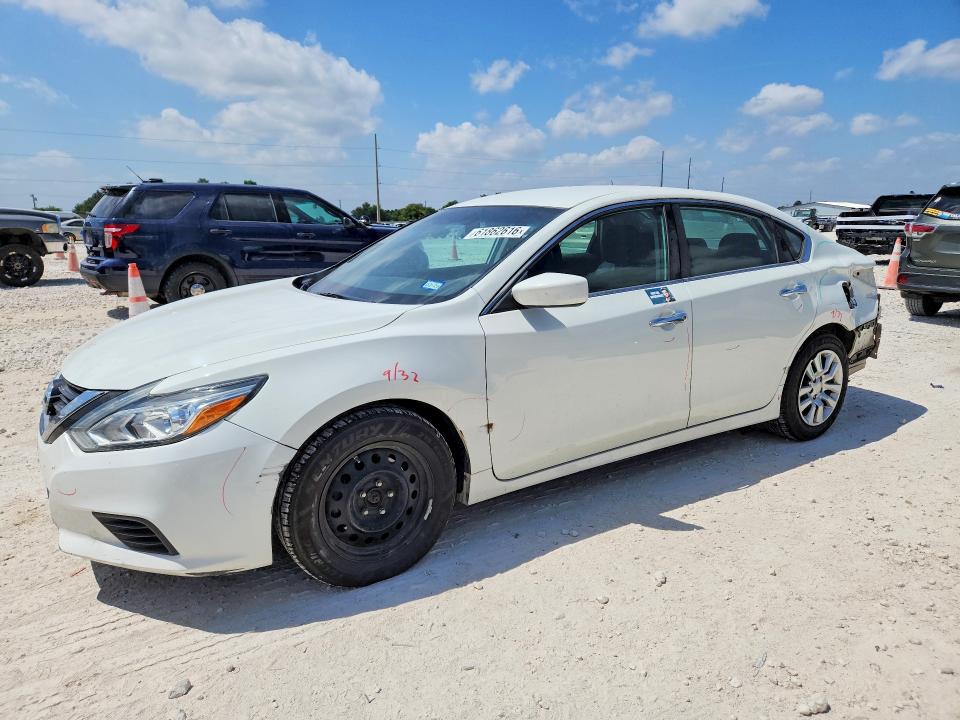 NISSAN ALTIMA 2017 with VIN 1N4AL3AP3HC166666 - Photo from auction