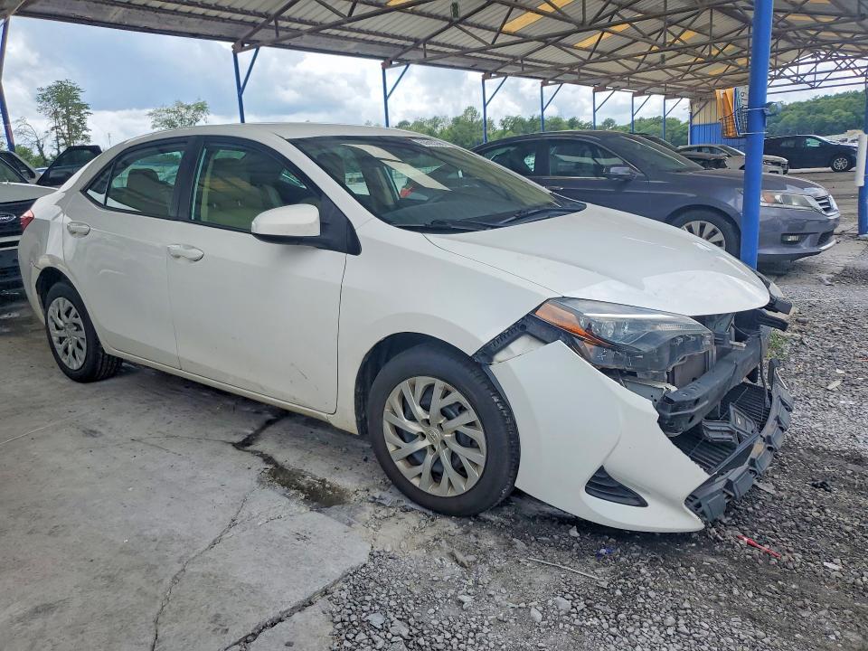 Photo 4 from auction – 2018 TOYOTA COROLLA with VIN 2T1BURHE2JC120830