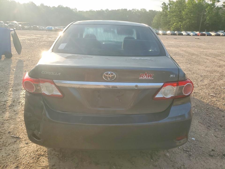 Photo 6 from auction – 2011 TOYOTA COROLLA with VIN 2T1BU4EE8BC571303