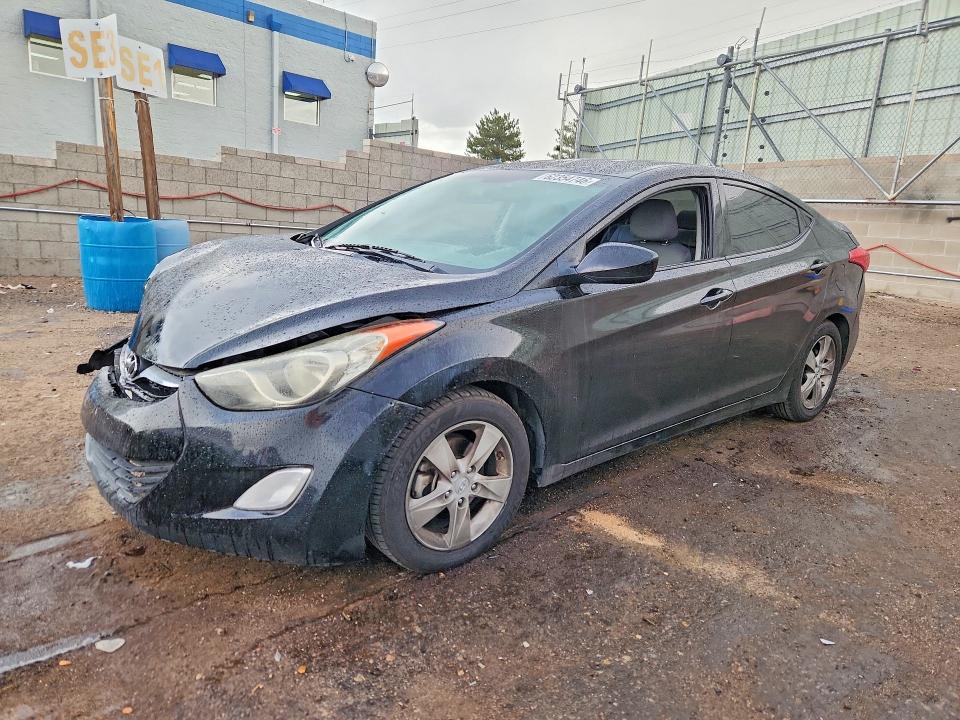 Photo 1 from auction – 2013 HYUNDAI ELANTRA with VIN KMHDH4AE5DU817079