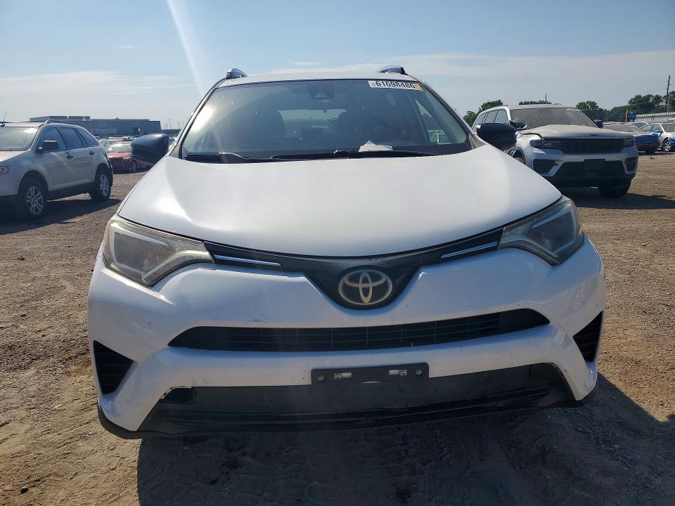 Photo 5 from auction – 2017 TOYOTA RAV4 with VIN JTMBFREV8HD202198