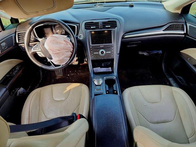 Photo 8 from auction – 2017 FORD FUSION with VIN 3FA6P0K90HR131688